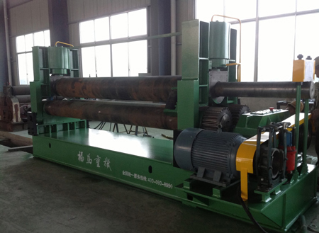 W11S-16×2500 上輥萬能卷闆機(jī)客戶現場
